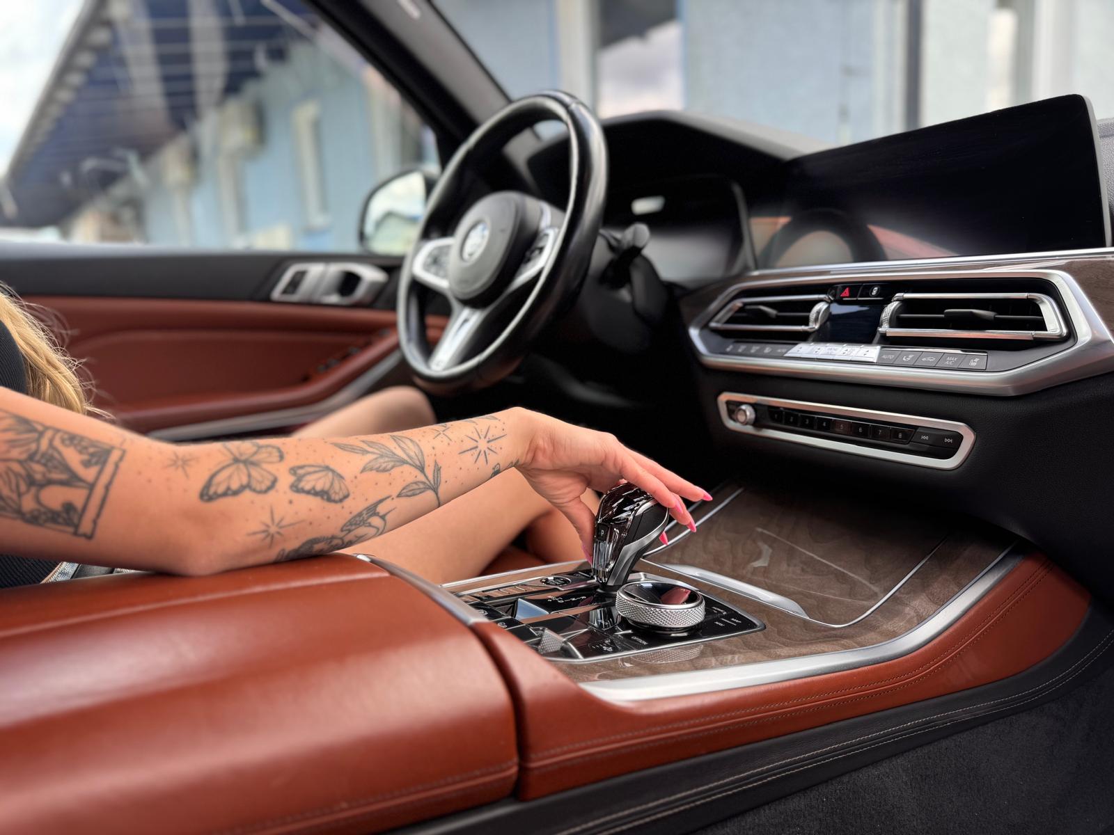 Jak często wymieniać olej w automatycznej skrzyni biegów? – zalecenia producentów i praktyka